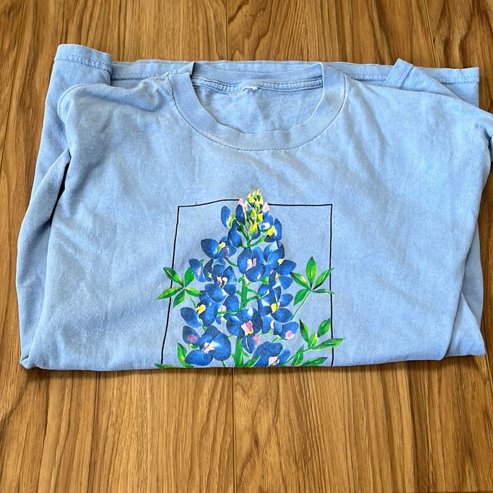graphic tee